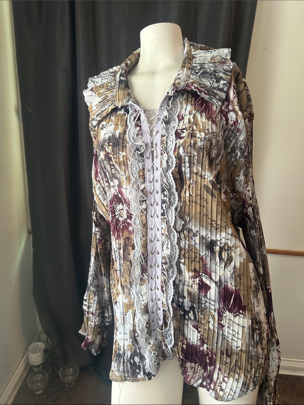 Jennifer L Lloyd Pleated Floral Lace-Trim Blouse - White, Tan & Burgundy